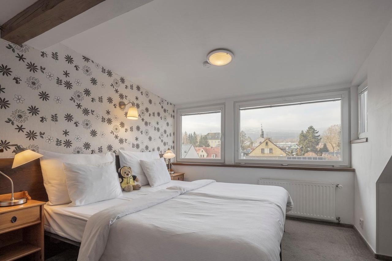 Pytloun Wellness Travel Hotel Liberec Exteriör bild